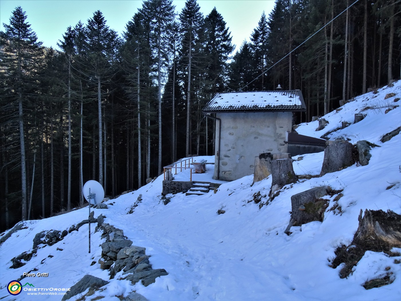 77 La casetta nell'abetaia.JPG